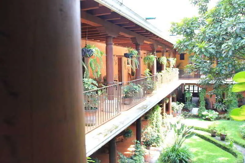 Hotel Real Plaza Antigua 4*,