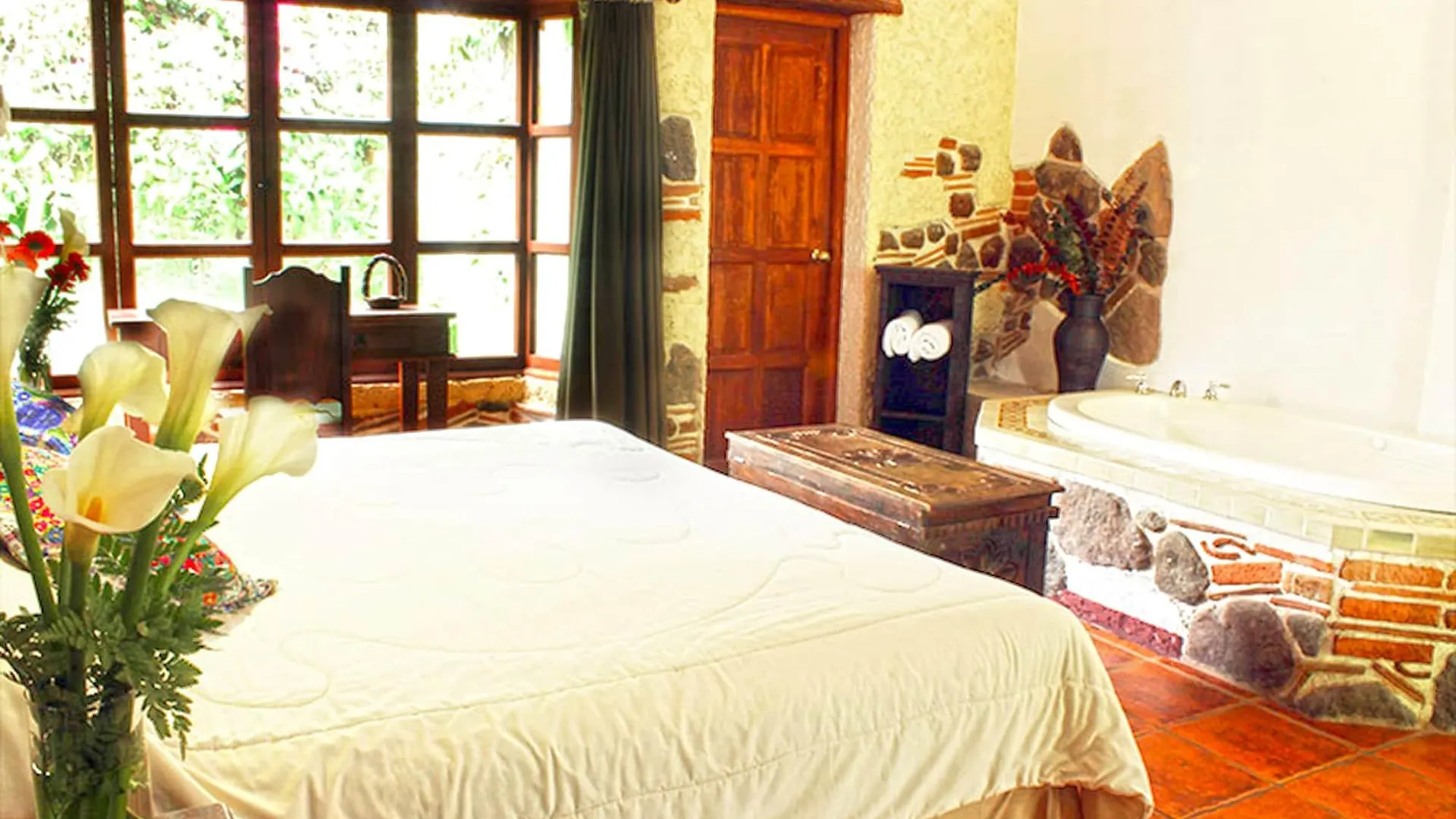Hotel Real Plaza Antigua 4*,