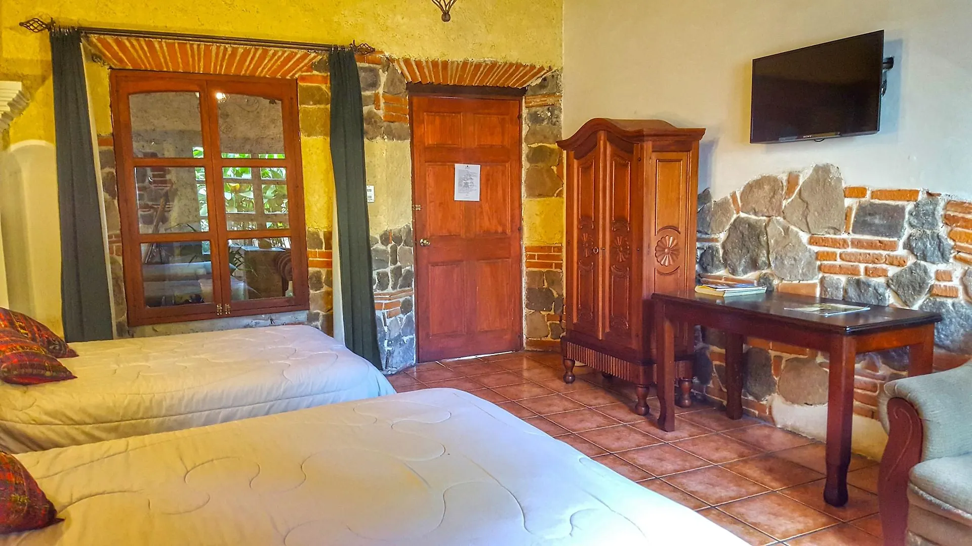 Hotel Real Plaza Antigua 4*,  Guatemala