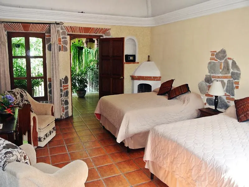 Hotel Real Plaza Antigua 4*,  Guatemala