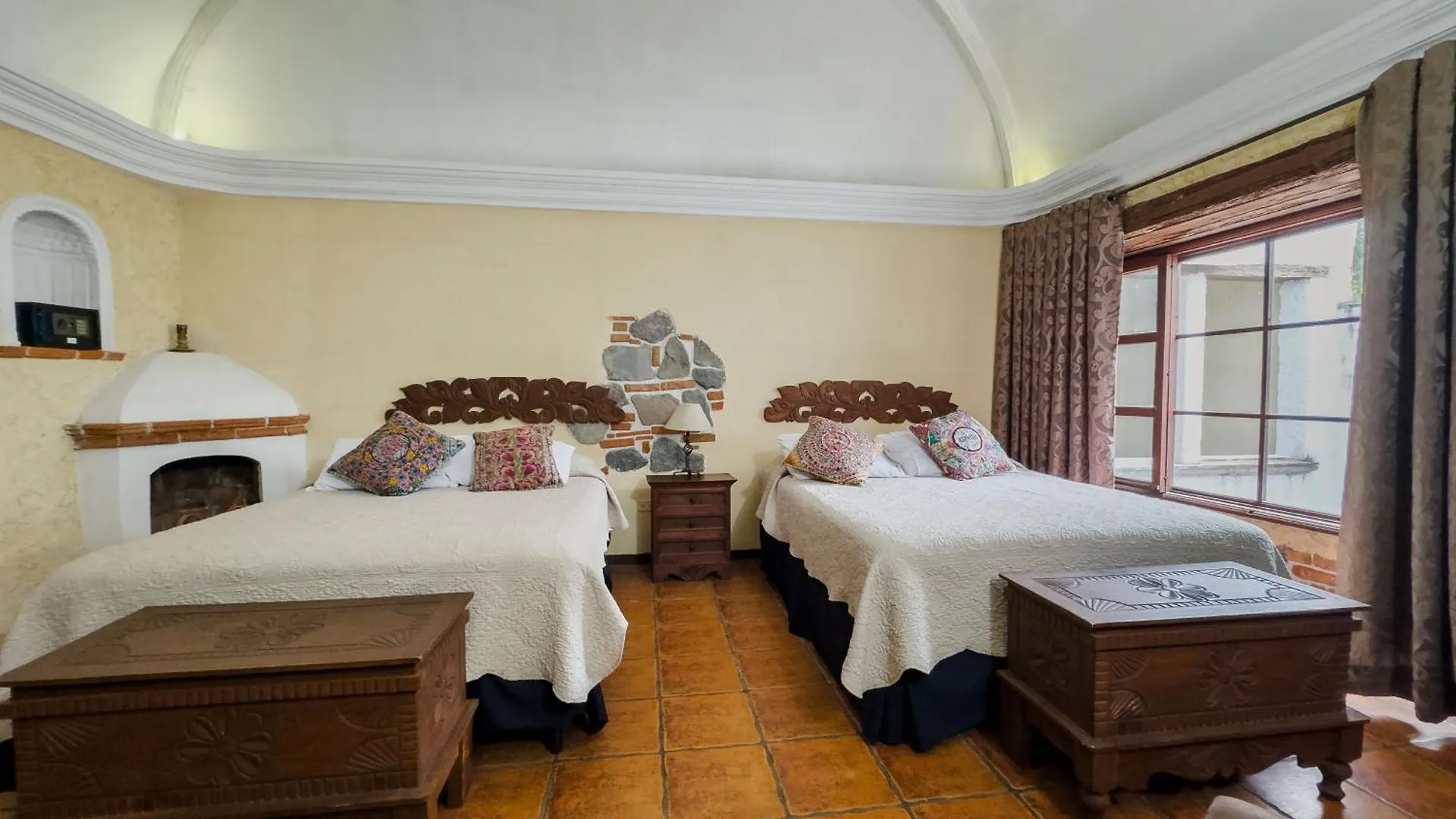 Hotel Real Plaza Antigua