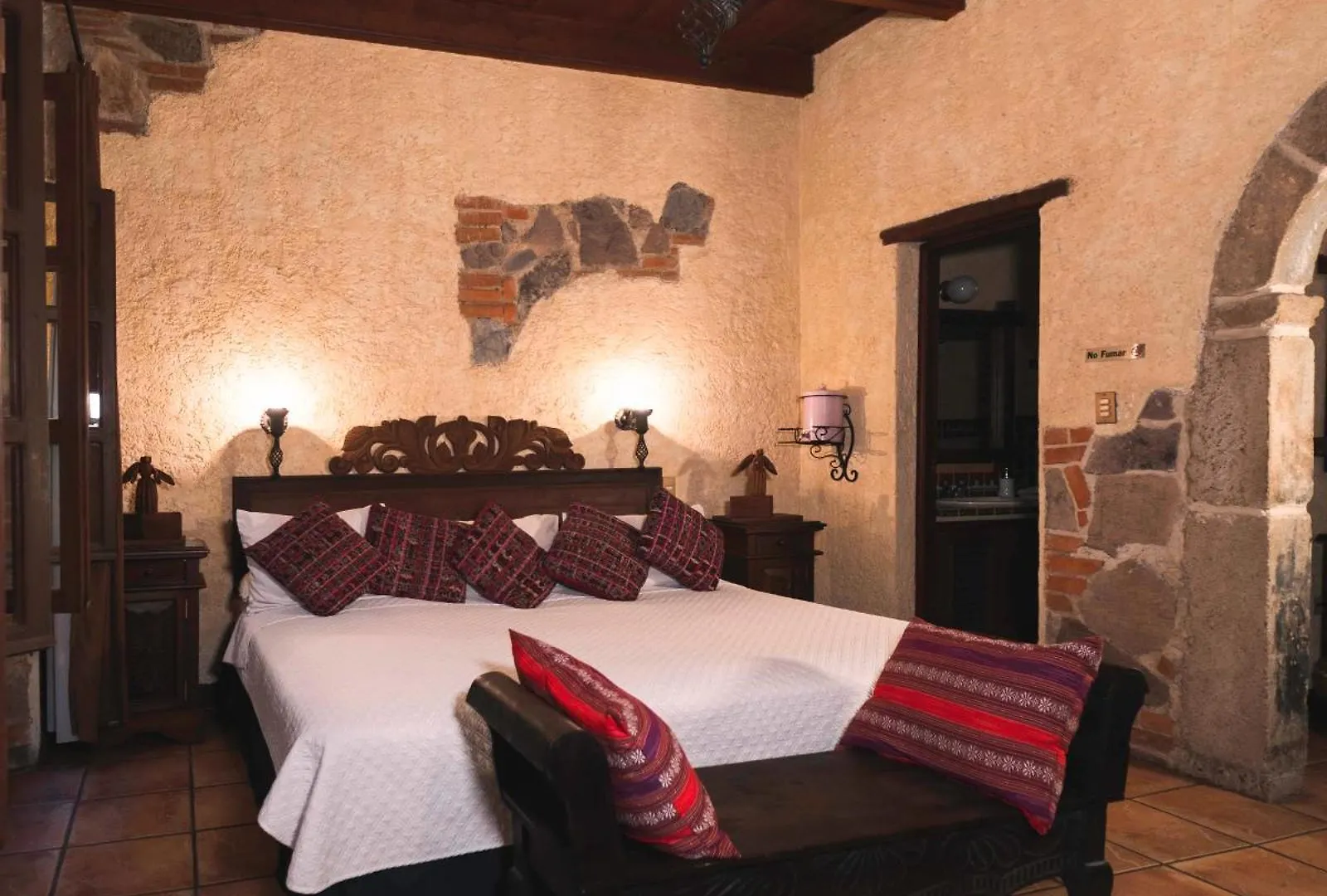 Hotel Real Plaza Antigua 4*,  Guatemala