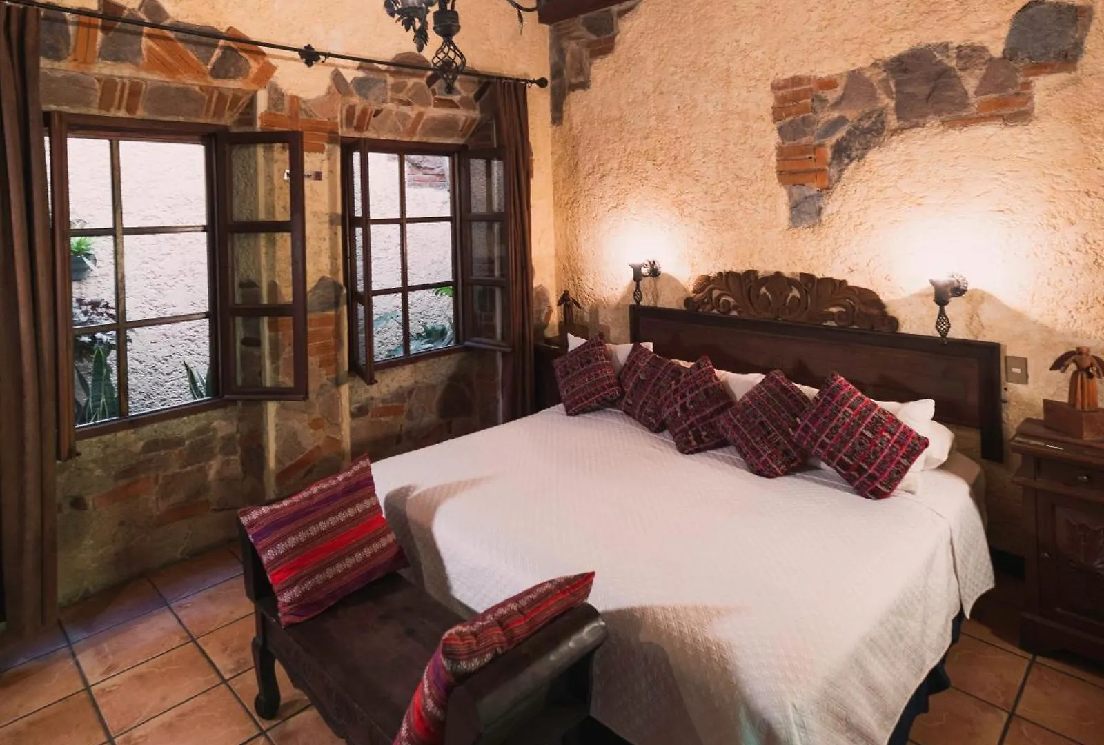 Hotel Real Plaza Antigua