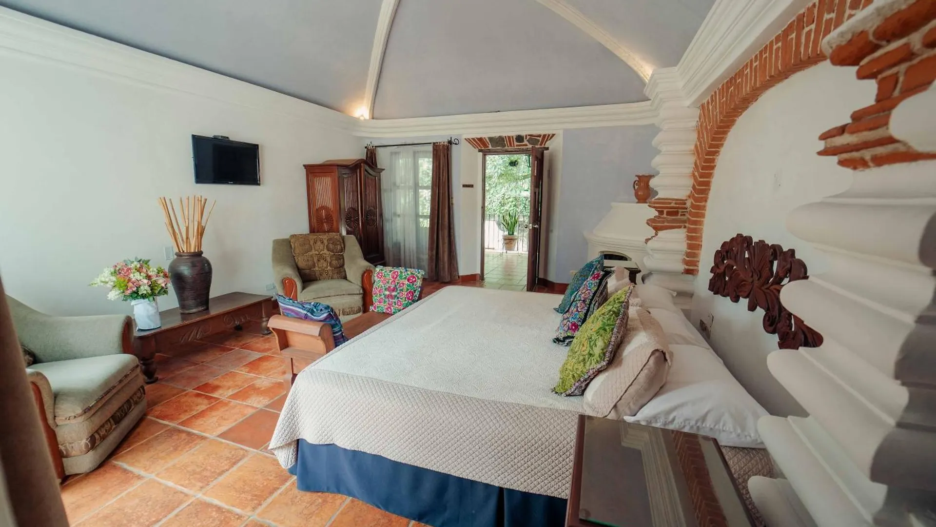 Hotel Real Plaza Antigua 4*,
