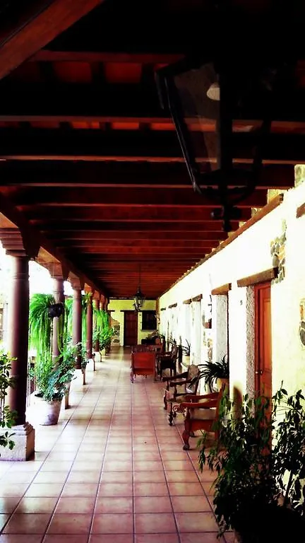 Hotel Real Plaza Antigua