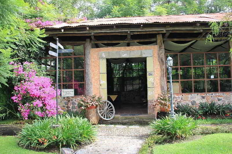 Hotel Real Plaza Antigua