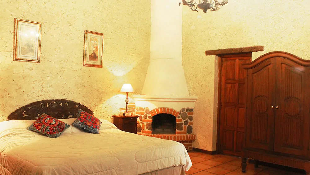 Hotel Real Plaza Antigua 4*,  Guatemala